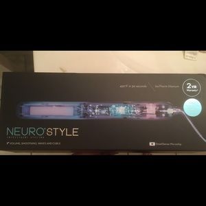 Neuro Style Hair Straightener